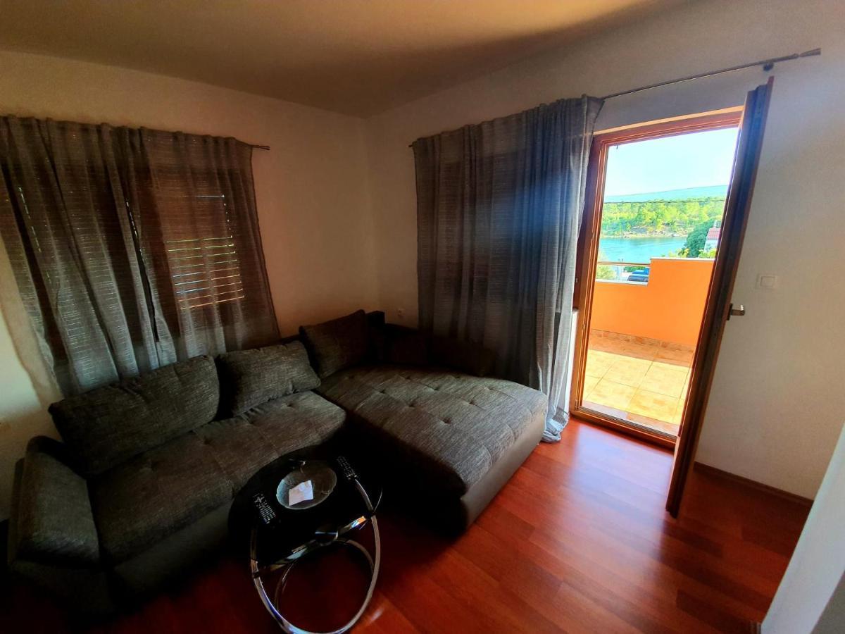 Apartmani Desnica Kruševo 外观 照片