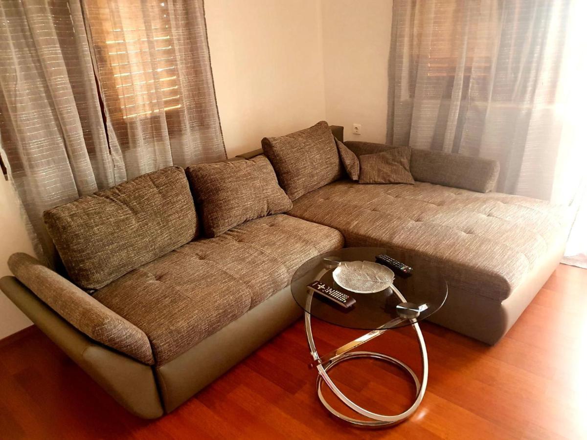 Apartmani Desnica Kruševo 外观 照片