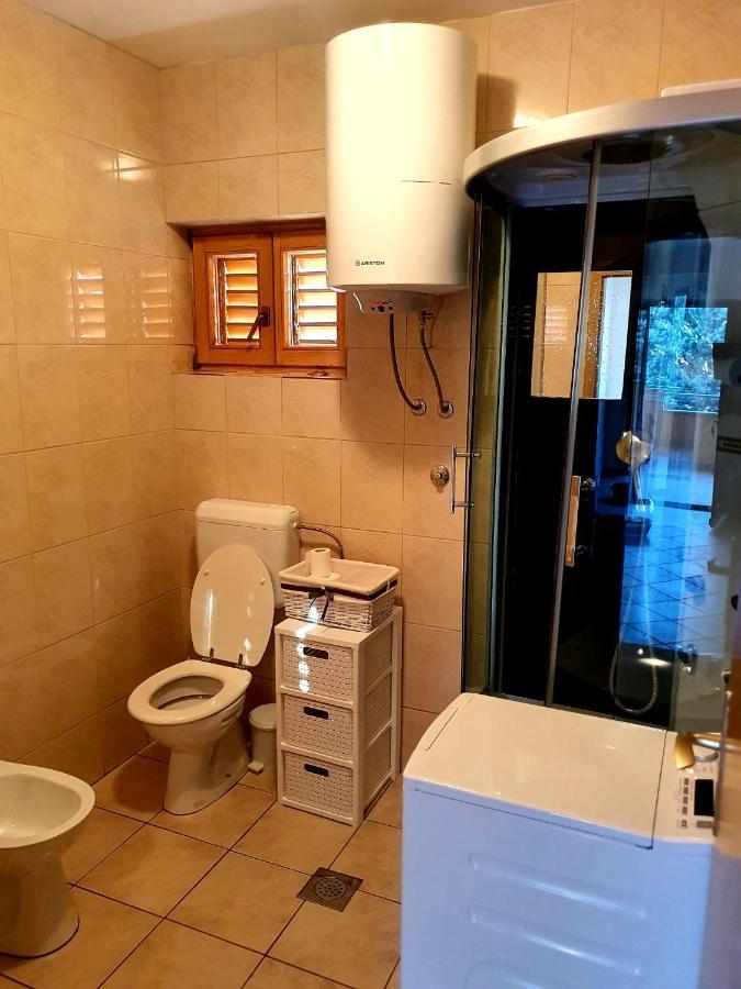 Apartmani Desnica Kruševo 外观 照片