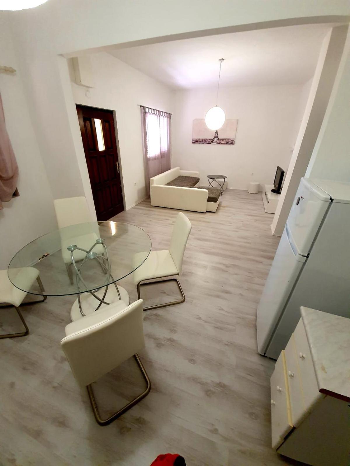 Apartmani Desnica Kruševo 外观 照片